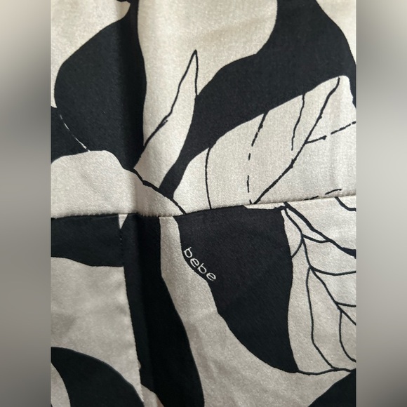❤️ 3/$15❤️ Bebe Silk dress - Picture 6 of 13